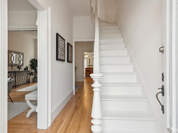 5th image of 1216 Hampshire St