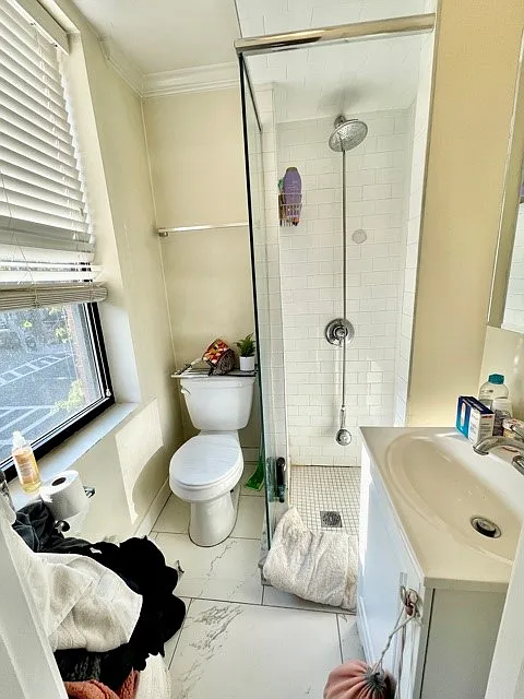 Studio, 300 sqft, $1,900 — Photo 3
