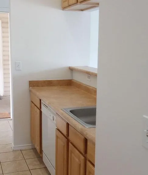 Vessey Park Apartments — Photo 39