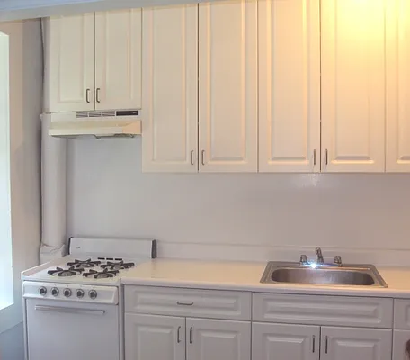 Rented by Goldfarb Properties | media 3