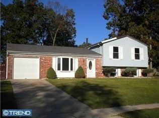 5 Hercules Ct, Sewell, NJ 08080