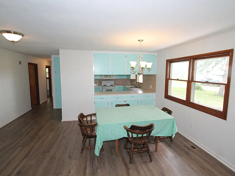 24820 County Line Rd — Photo 11