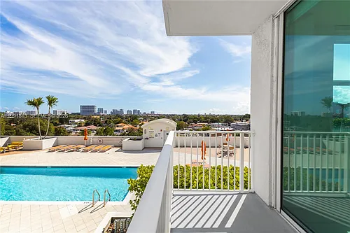 3180 SW 22nd St #601 Photo 1
