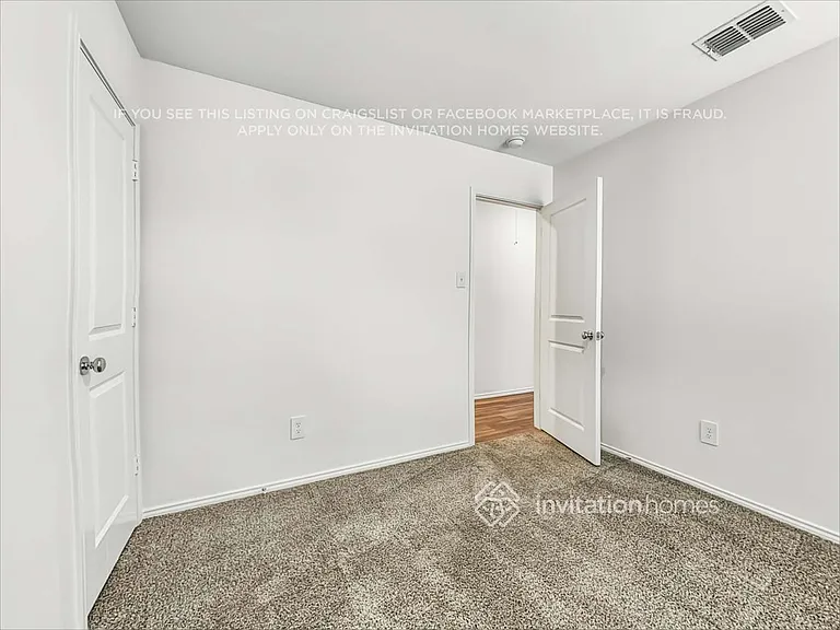 3050 Wallace Wells Ct — Photo 16