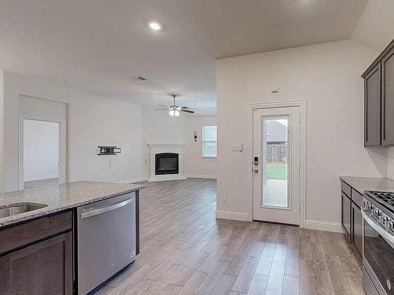 10925 Klondike Ln — Photo 10