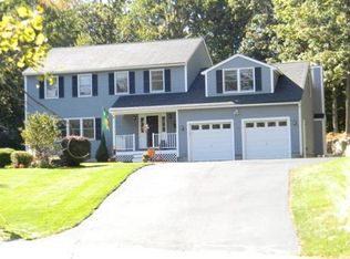 10 Fernwood Dr, Westford, MA 01886