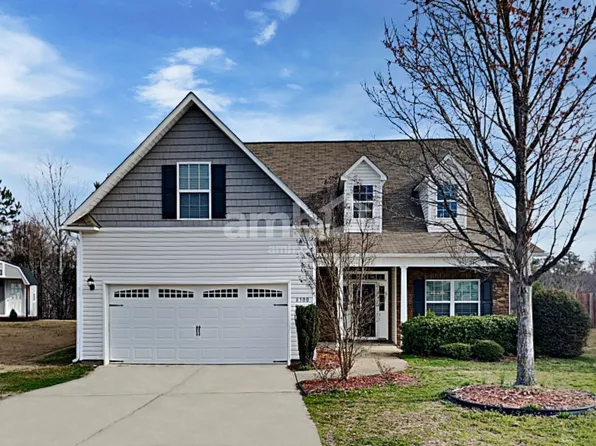 6300 Slopeside Ct, Raleigh, NC 27610