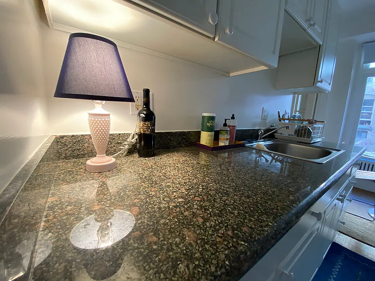 820 Jones St — Photo 21
