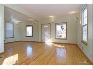 2112 Darrow Ave, Evanston, IL 60201