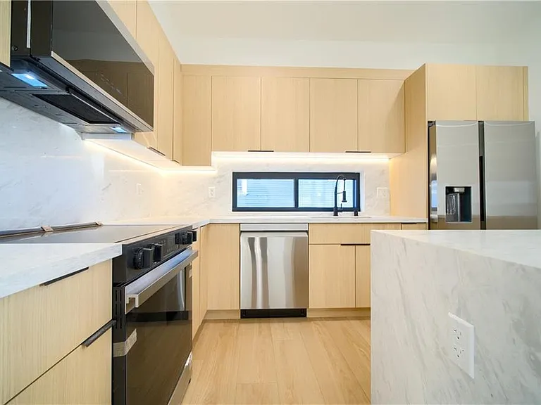 616 N Mariposa Ave — Photo 28