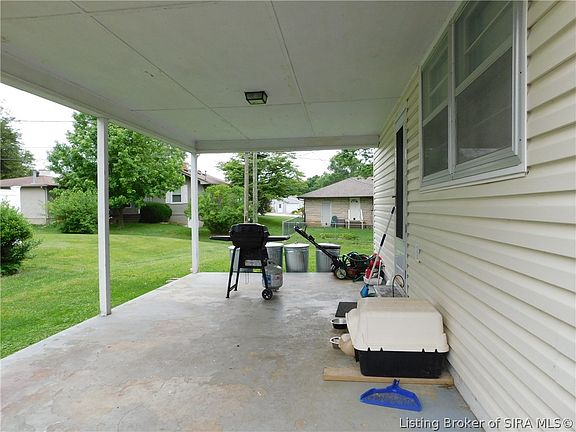 4th image of 113 N Lincoln Avenue