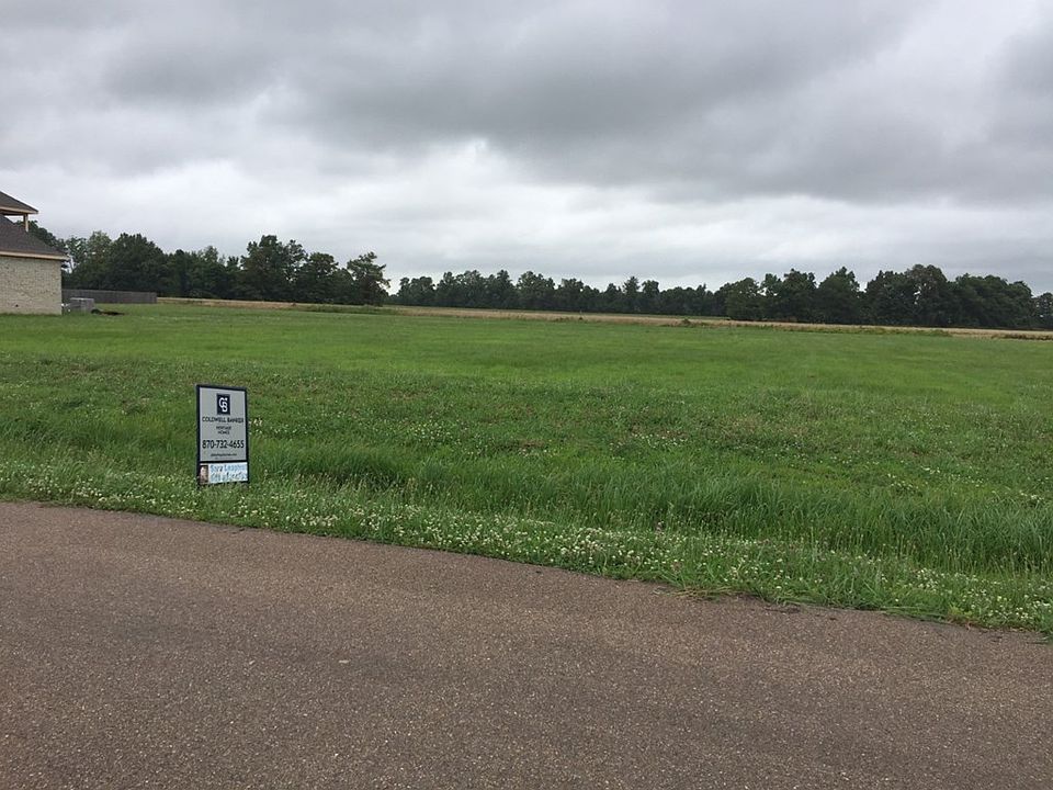 2nd image of 181 N George Cir