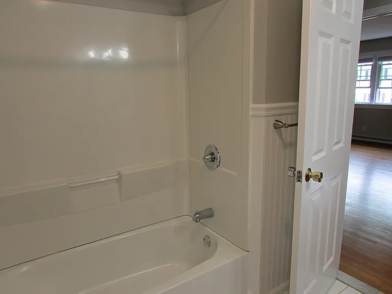 56 Marine St #B — Photo 6