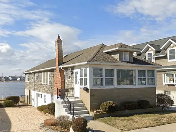 1409 Ocean Ave, Point Pleasant Beach, NJ 08742