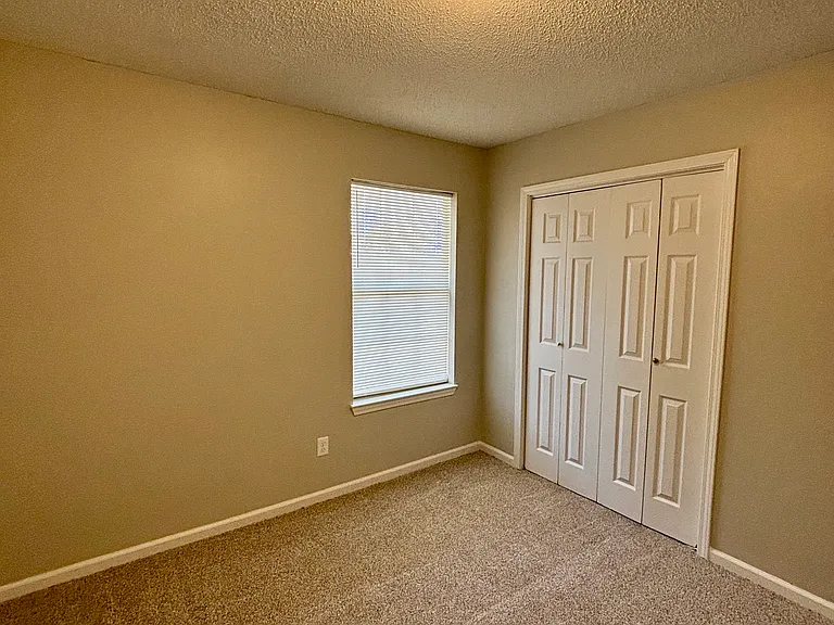3 Eastwood Ct — Photo 8