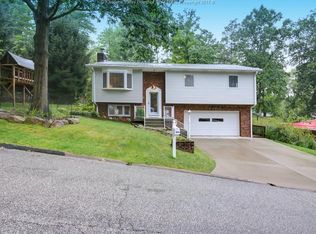 804 Whispering Way, South Charleston, WV 25303