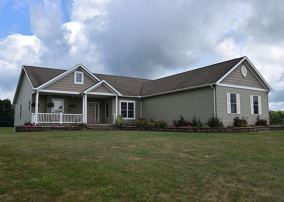 1st image of 61800 Willow Springs Way