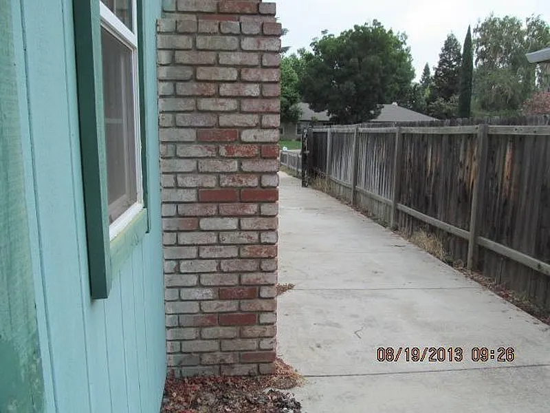 Thumbnail 12