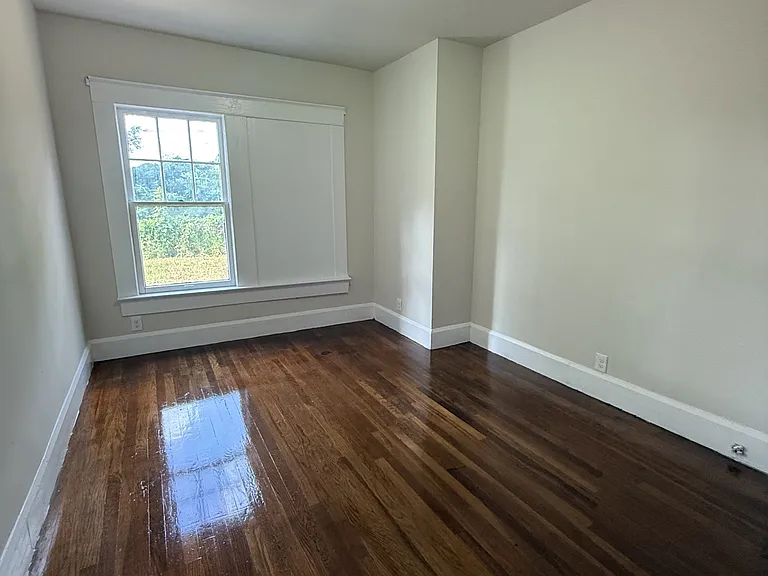 1853 Princeton Ave SW — Photo 10