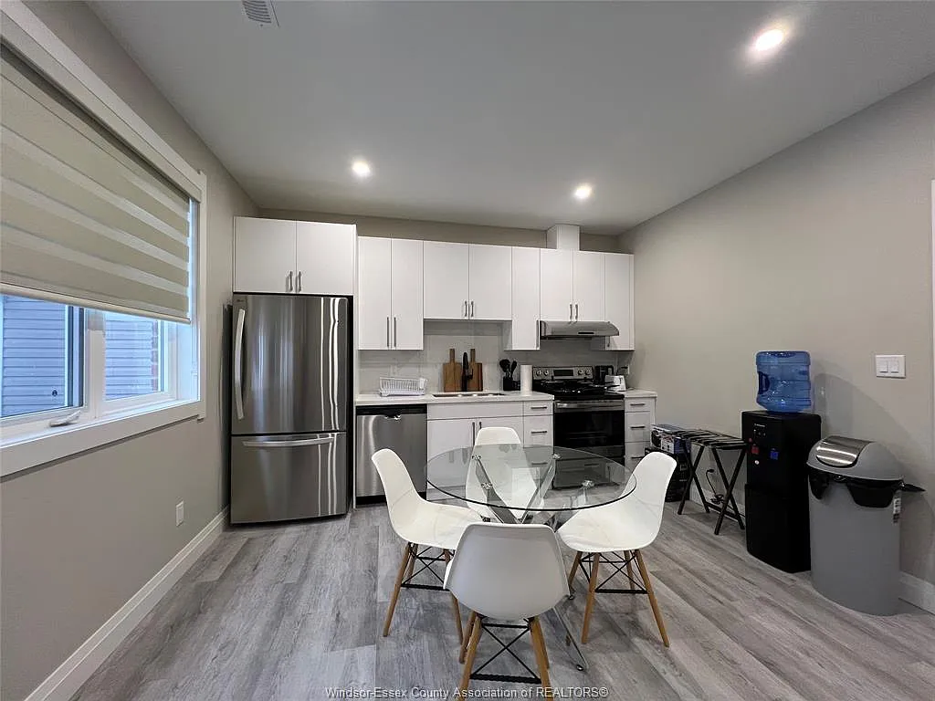 5 bed, $995 — Photo 4