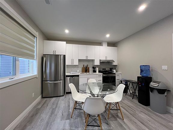 4th image of 917 McKay Ave #1-5