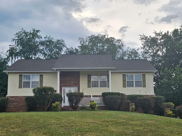 1721 Sparrow Ln, Sevierville, TN 37862