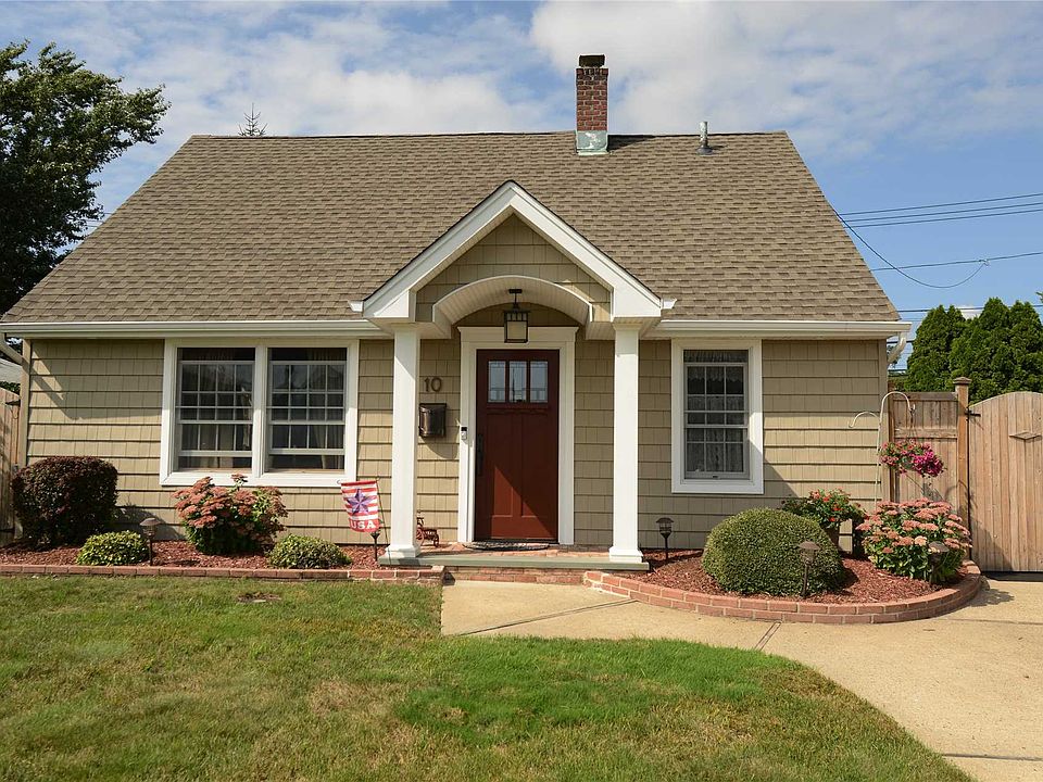 1st image of 10 Redwing Ln