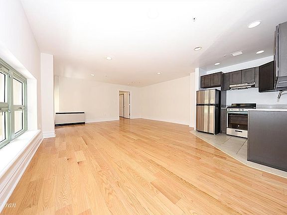 4th image of 1919 24th Ave APT L401