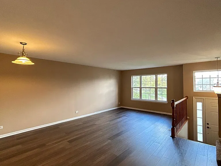 24427 John Adams Dr — Photo 4