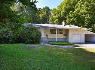 7 Winchester Dr, Lexington, MA 02420