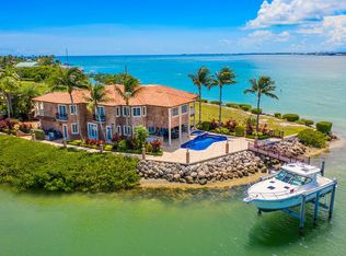 390 13th St, Key Colony Beach, FL 33051