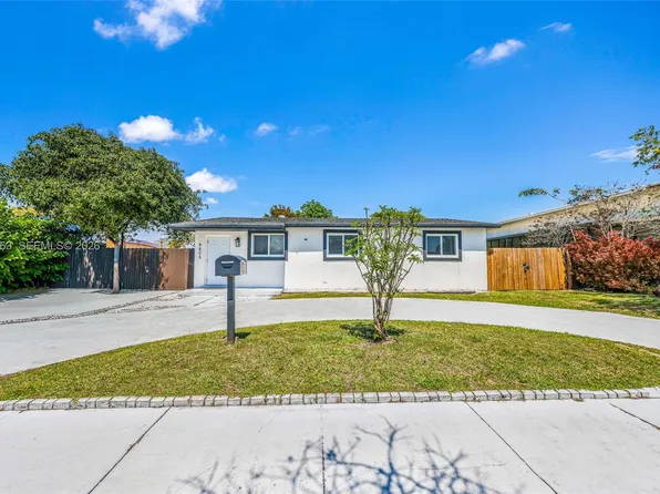 9805 Marlin Rd, Cutler Bay, FL 33157