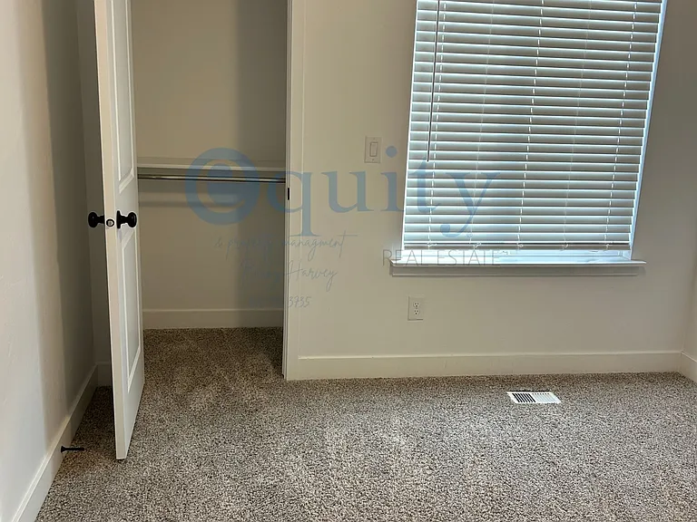 4218 W Coral Pink Ct #1 — Photo 11
