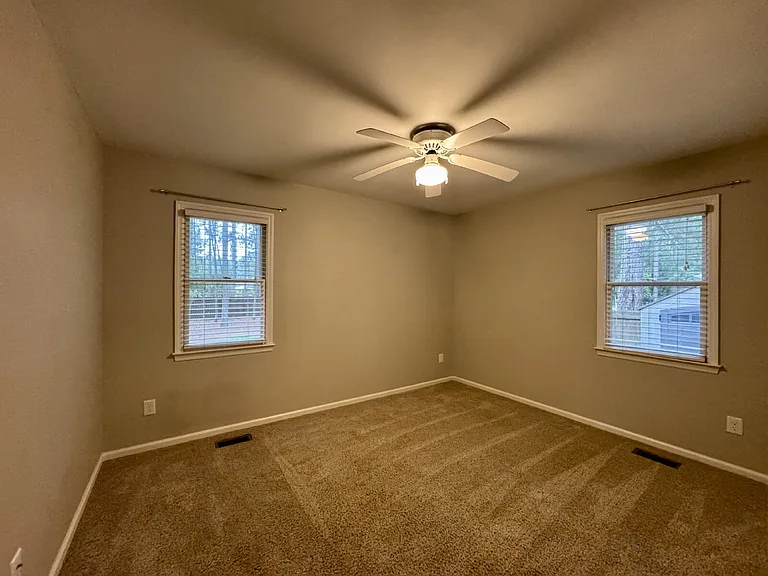 200 Horseshoe Dr — Photo 18