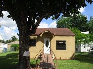2129 NW 44th St, Miami, FL 33142