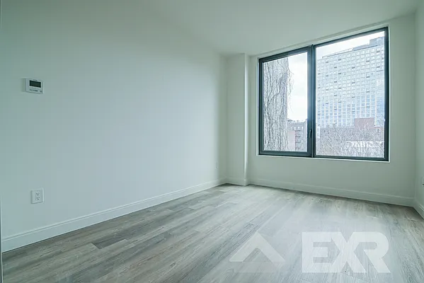 Rented by EXR | media 20