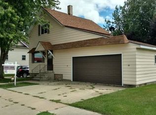 161 E Lake St, Chilton, WI 53014