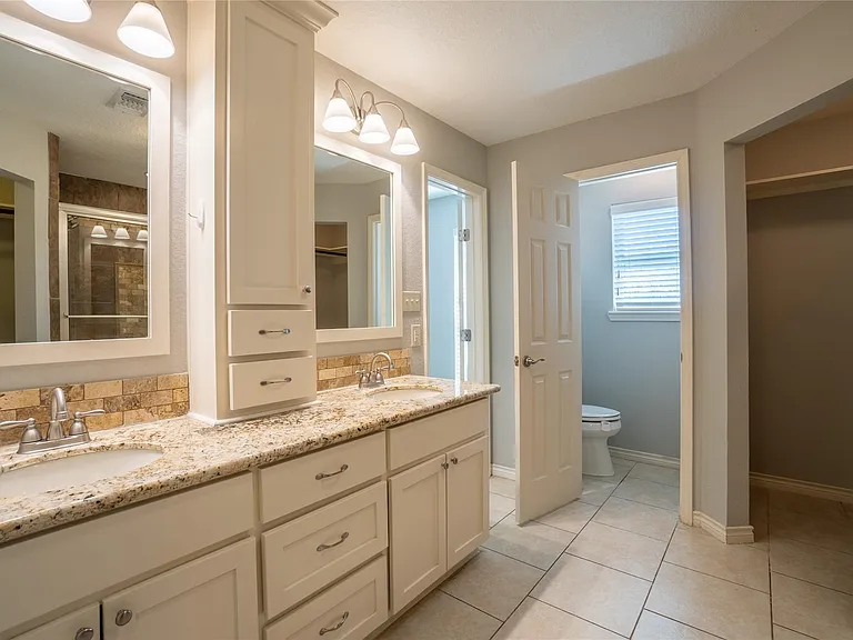 140 Lakewood Dr — Photo 23