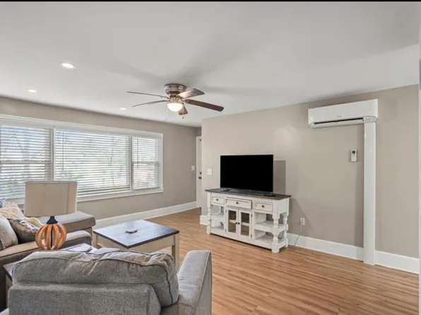 706 Gregg Ave APT B, Florence, SC 29501