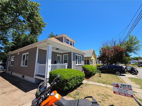 2nd image of 286 Sutton Ave