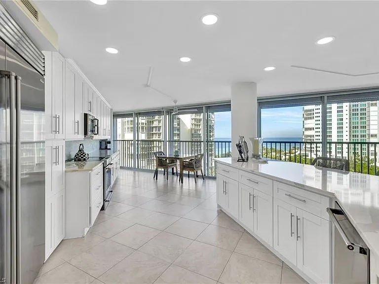 4041 Gulf Shore Blvd N #907 — Photo 7