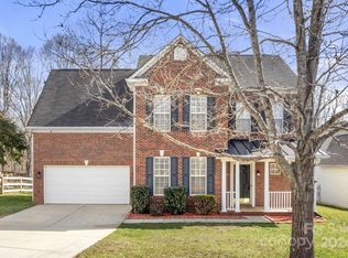 1001 Secret Garden Ct, Indian Trail, NC 28079