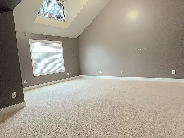 260 Trenton Pl — Photo 18