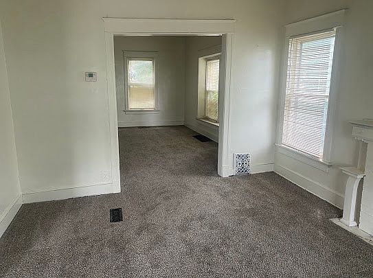 2nd image of 2431 Myrtle Ave