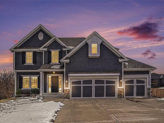 2nd image of 1200 Silverleaf Ct