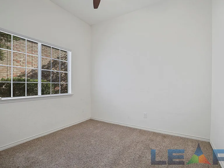 8704 Moss Hill Rd — Photo 15