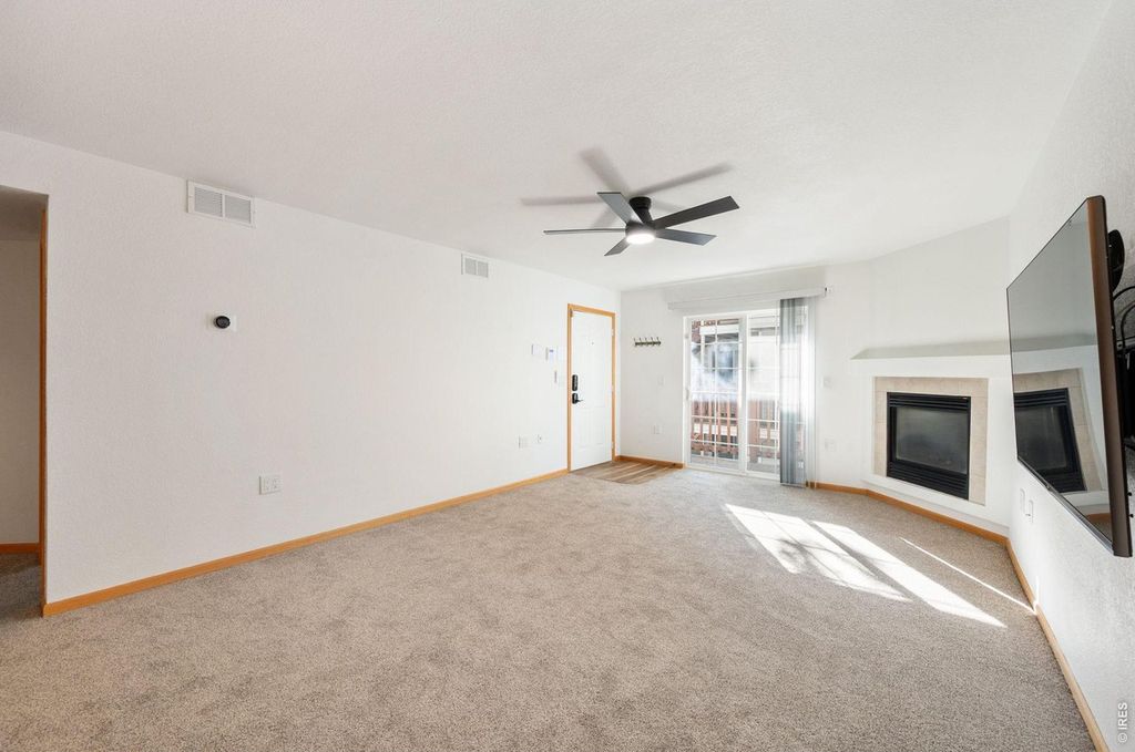 1221 University Ave #D-202