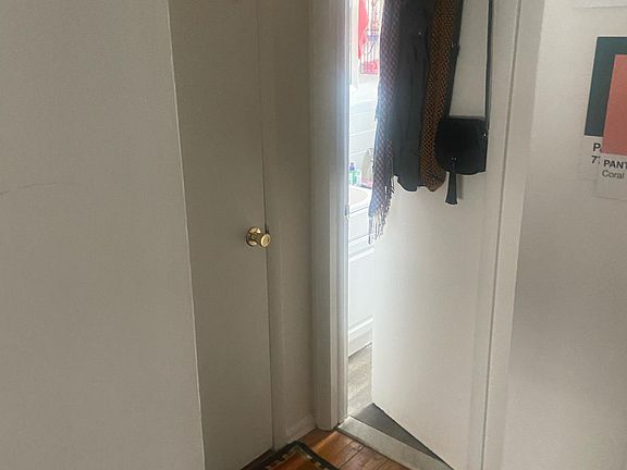 4th image of 5 Elm Ct #5A