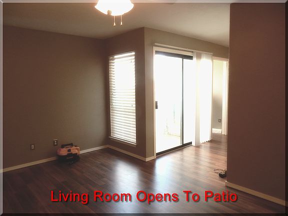 4th image of 11510 N May Ave #B302