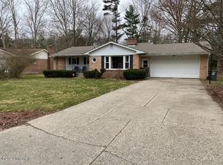 4743 Kimball Ave SE, Kentwood, MI 49508
